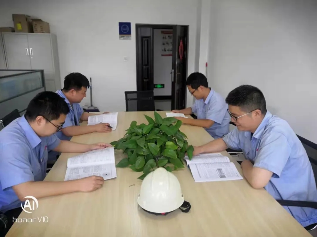 超晶公司“以书会友”活动(图4)