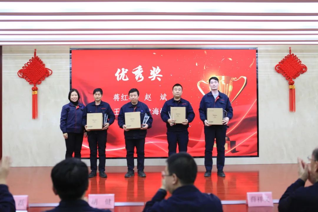 超晶科技第一届技能比武大赛胜利闭幕 (图10) 超晶科技第一届技能比武大赛胜利闭幕 (图10)