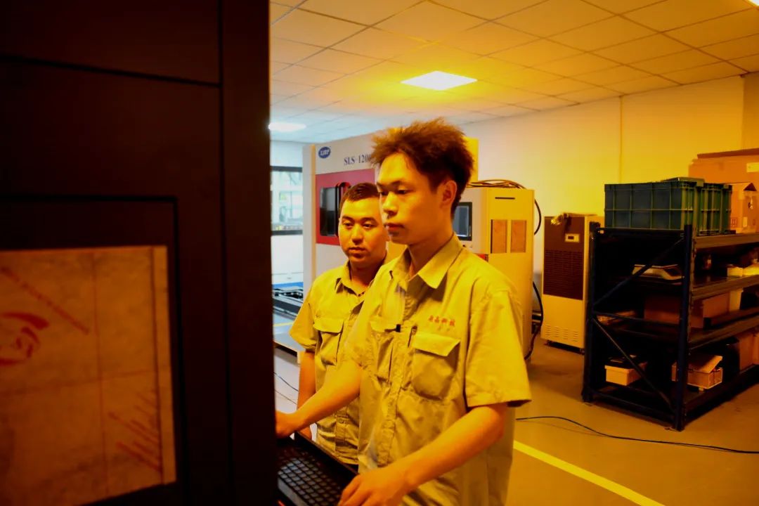 【师带徒专题】师徒对子——张天杰、蔡聪(图3) b8c6b3713fff4643df01d5c3e7a27cd9_640_wx_fmt=jpeg&wxfrom=5&wx_lazy=1&wx_co=1.jpg